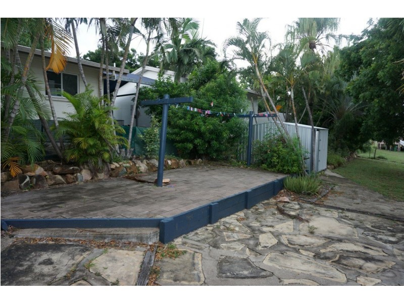 83 Poole Street, Bowen QLD 4805