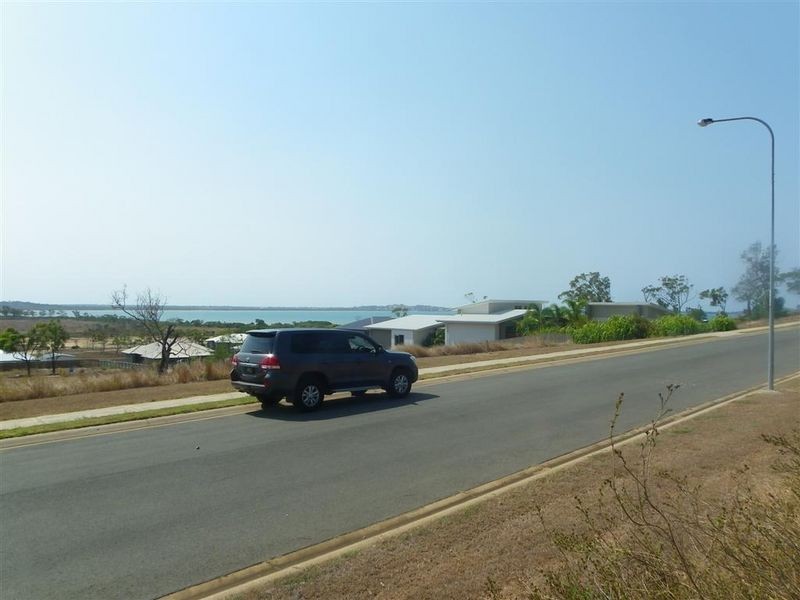 14 Seacove Crescent, Bowen QLD 4805