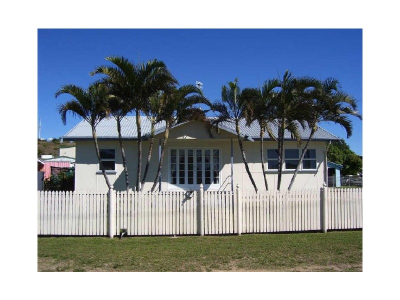 127 Herbert Street, Bowen QLD 4805