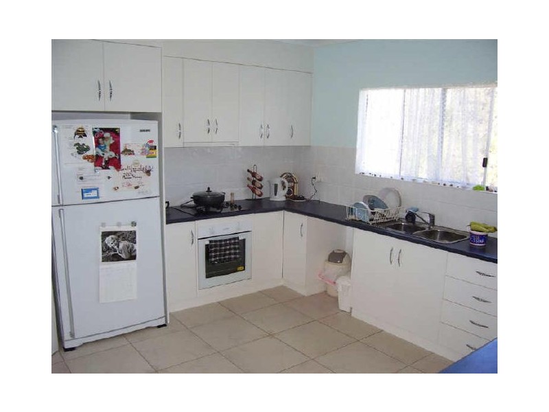 17 Pitcain Avenue, Bowen QLD 4805