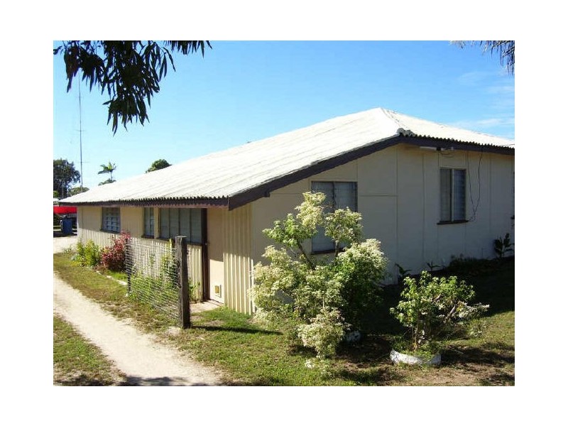 6 Field Street, Bowen QLD 4805