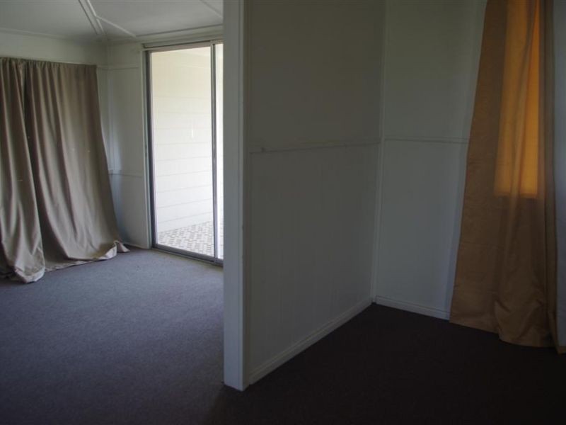 75 Powell Street, Bowen QLD 4805