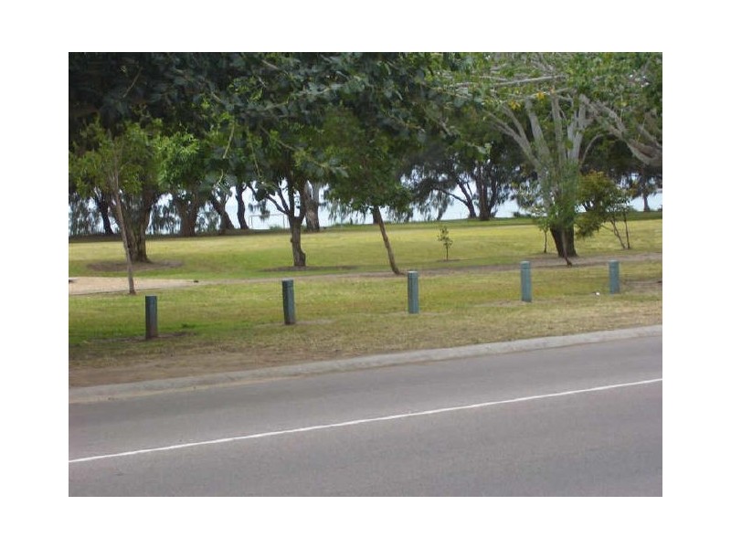 5/89 Horseshoe Bay Road, Bowen QLD 4805