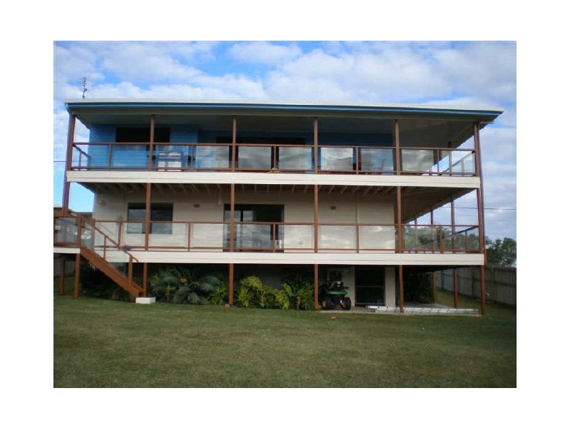 8 Pilcher Place, Bowen QLD 4805