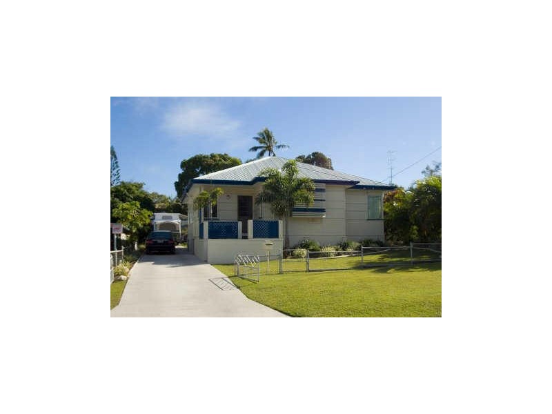 42 Livingstone Street, Bowen QLD 4805