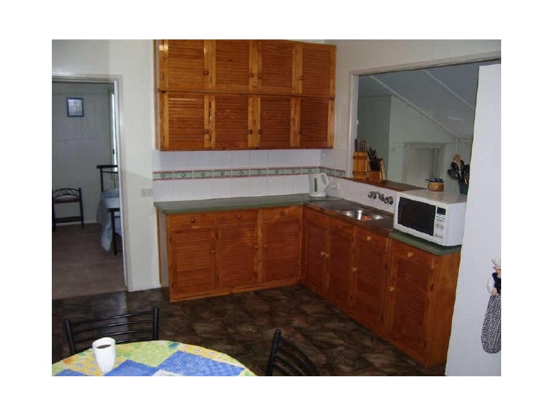 42 Livingstone Street, Bowen QLD 4805