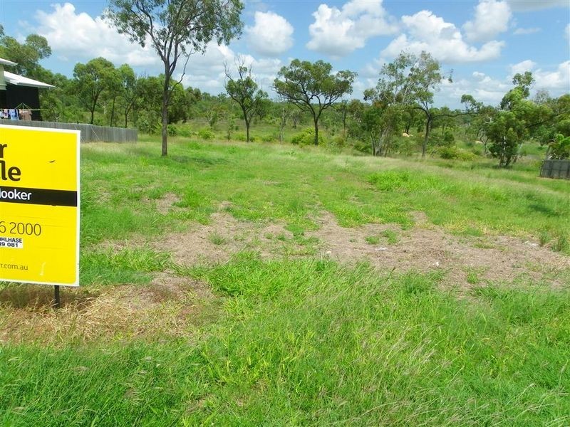 18 Fairway Drive, Bowen QLD 4805