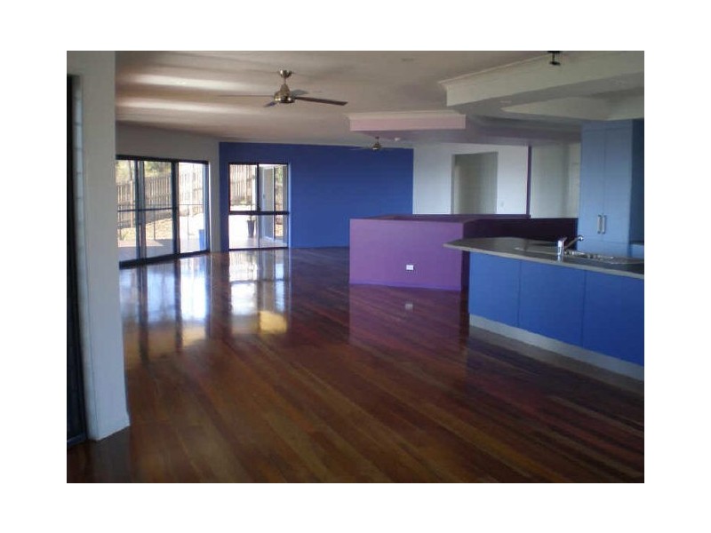 106 Ocean View Drive, WShores, Bowen QLD 4805