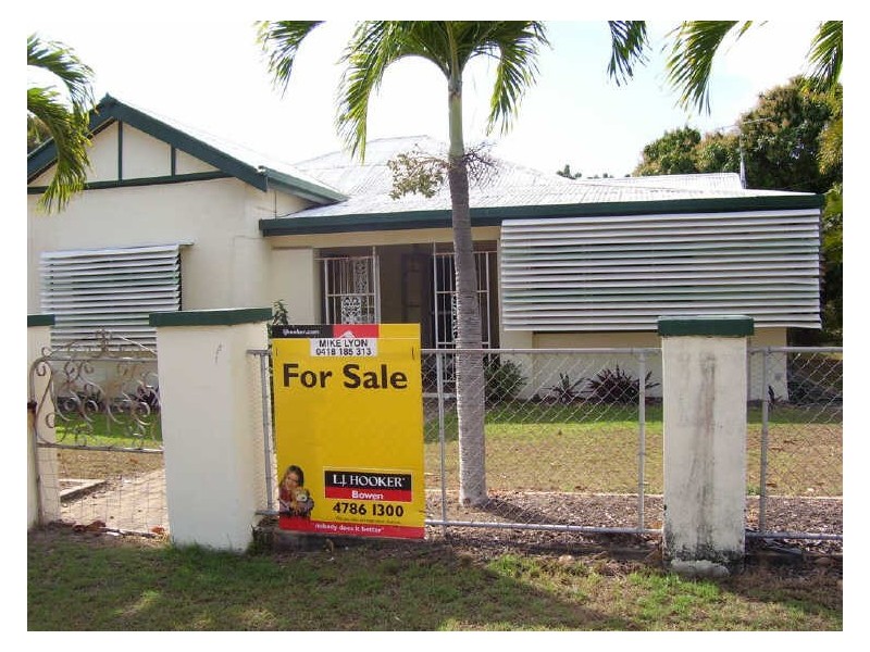 2 Howard Street, Bowen QLD 4805