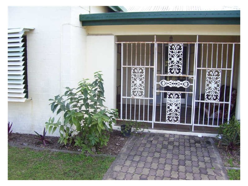 2 Howard Street, Bowen QLD 4805