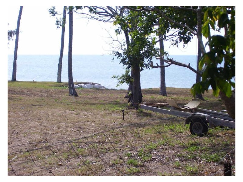 2 Howard Street, Bowen QLD 4805