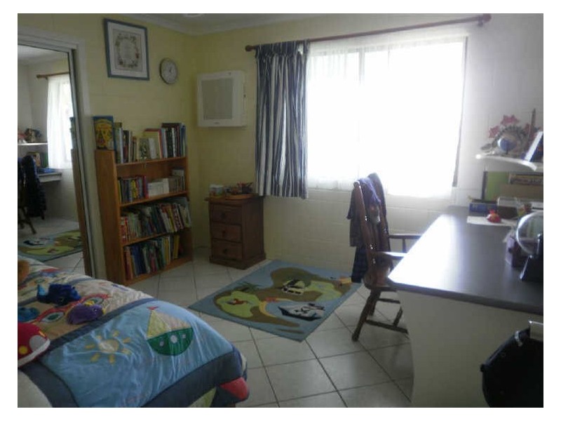 75 Flemington Road, Bowen QLD 4805