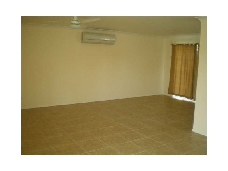 47 Whyte Avenue, Bowen QLD 4805