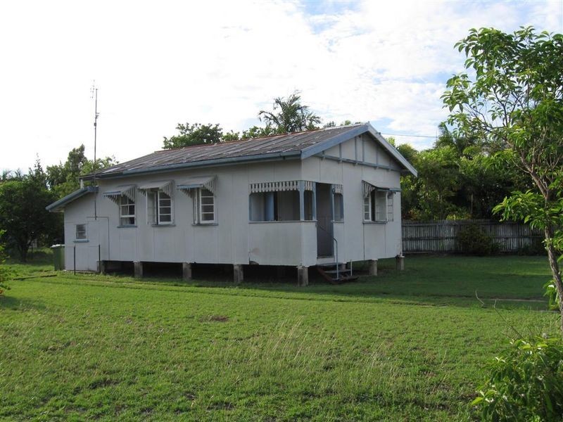 31 Field Street, Bowen QLD 4805
