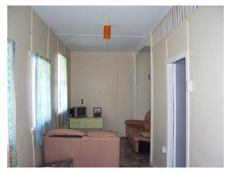 31 Field Street, Bowen QLD 4805
