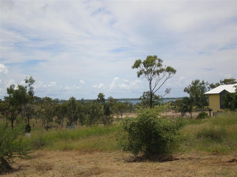 4 Sunshine Court, Bowen QLD 4805