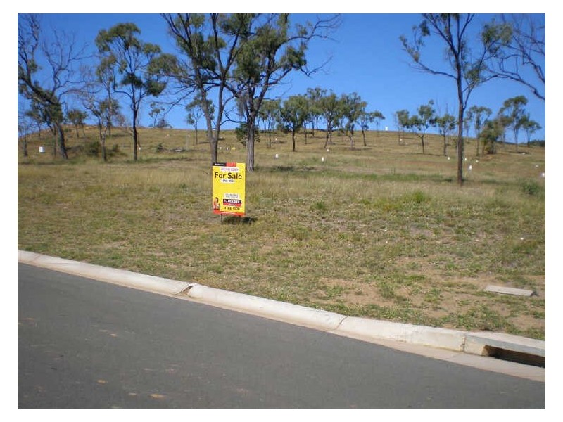 4 Sunshine Court, Bowen QLD 4805