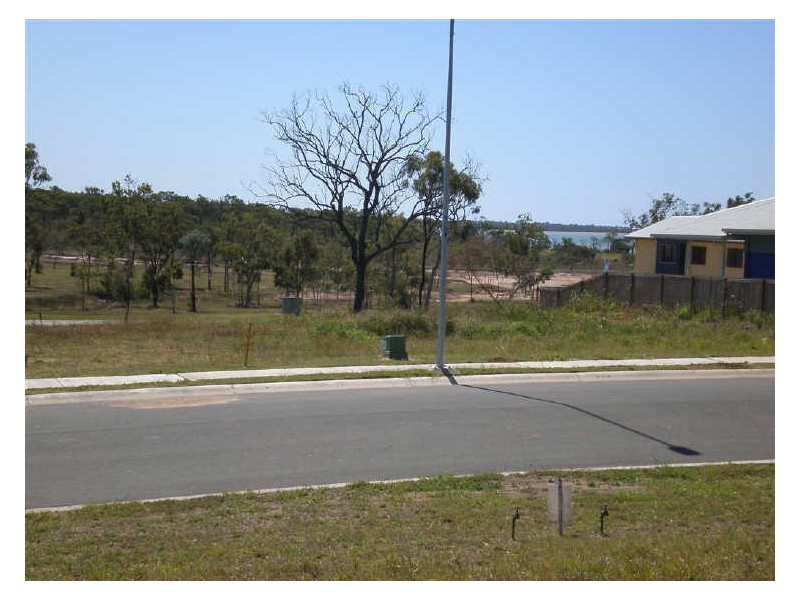 4 Sunshine Court, Bowen QLD 4805