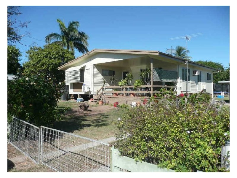 21 Hay Street, Bowen QLD 4805