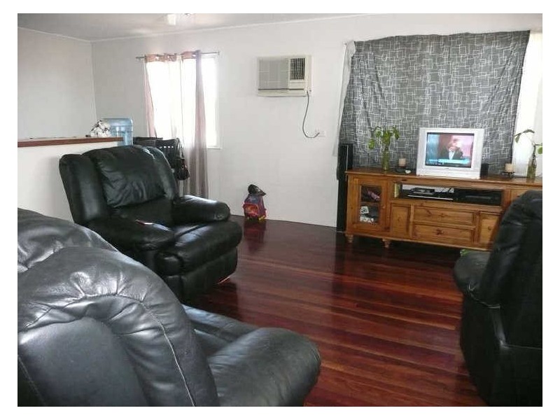 21 Hay Street, Bowen QLD 4805