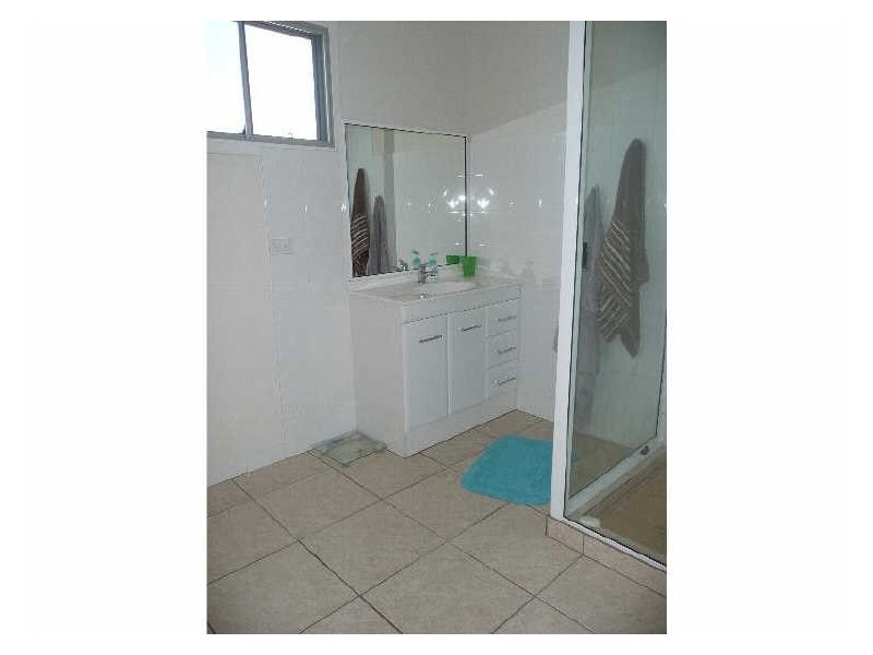 21 Hay Street, Bowen QLD 4805