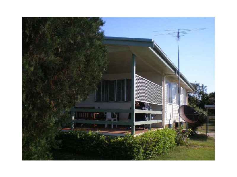 21 Hay Street, Bowen QLD 4805
