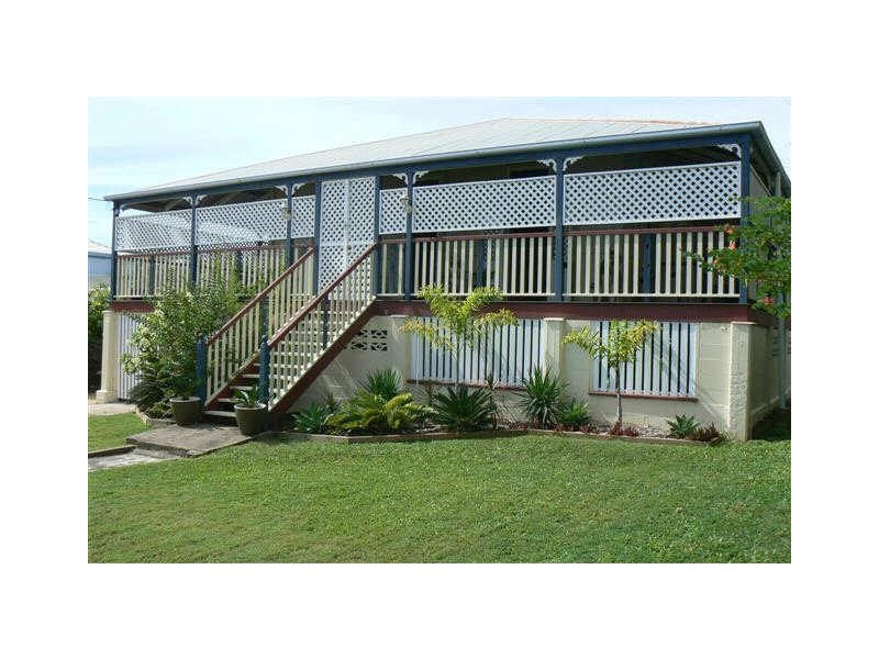 15 Poole Street, Bowen QLD 4805