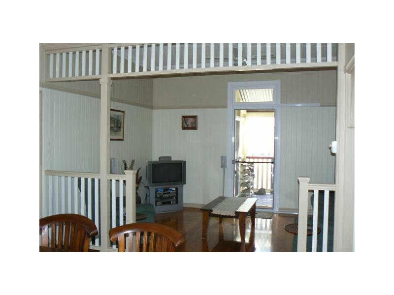 15 Poole Street, Bowen QLD 4805
