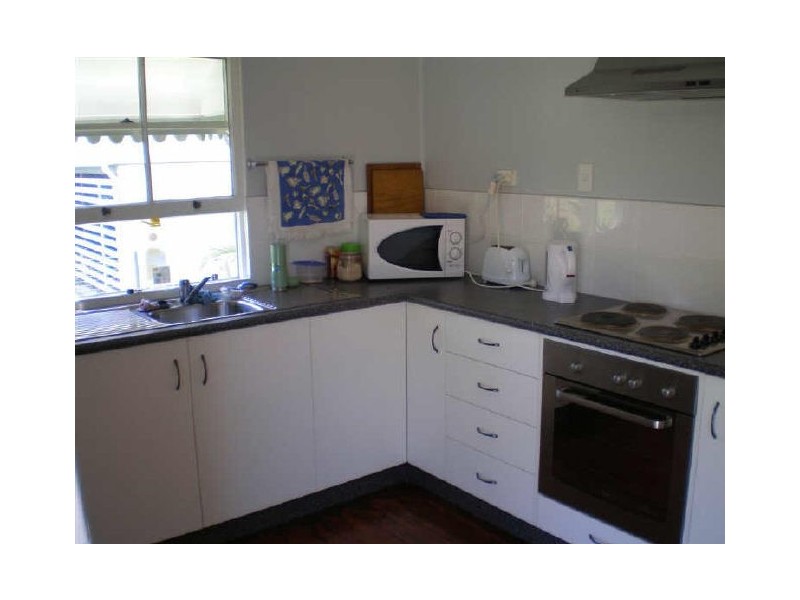 90 Powell Street, Bowen QLD 4805