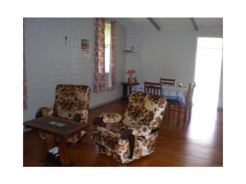 90 Powell Street, Bowen QLD 4805