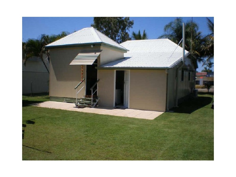 90 Powell Street, Bowen QLD 4805