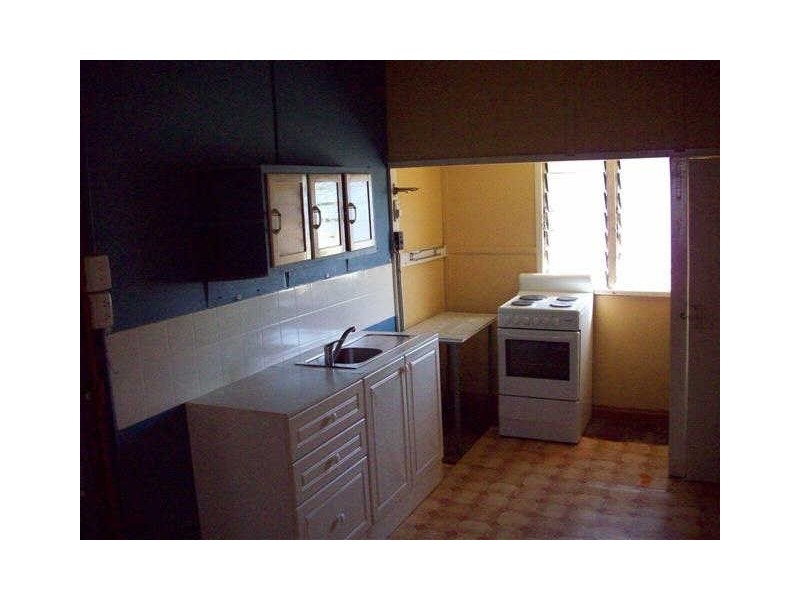 29 Field Street, Bowen QLD 4805