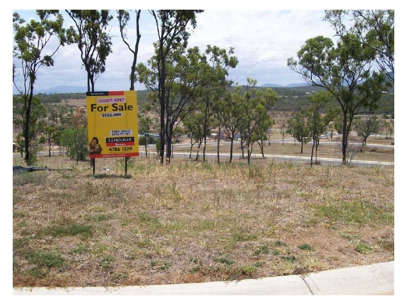 19 Harbour View Terrace, Bowen QLD 4805