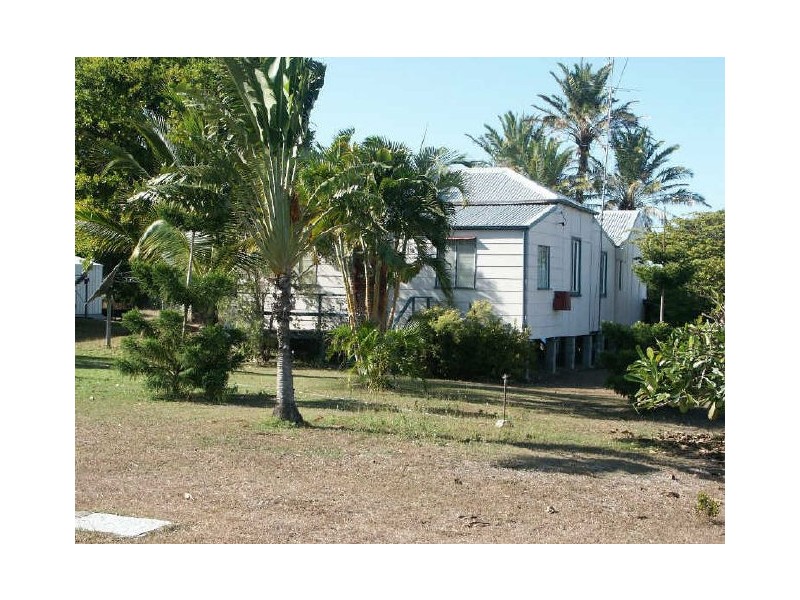 127 Powell Street, Bowen QLD 4805