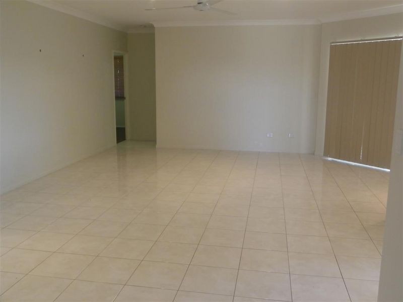 2 Lexington Court, Bowen QLD 4805