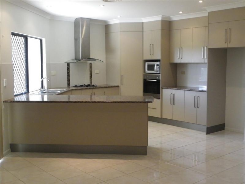 2 Lexington Court, Bowen QLD 4805