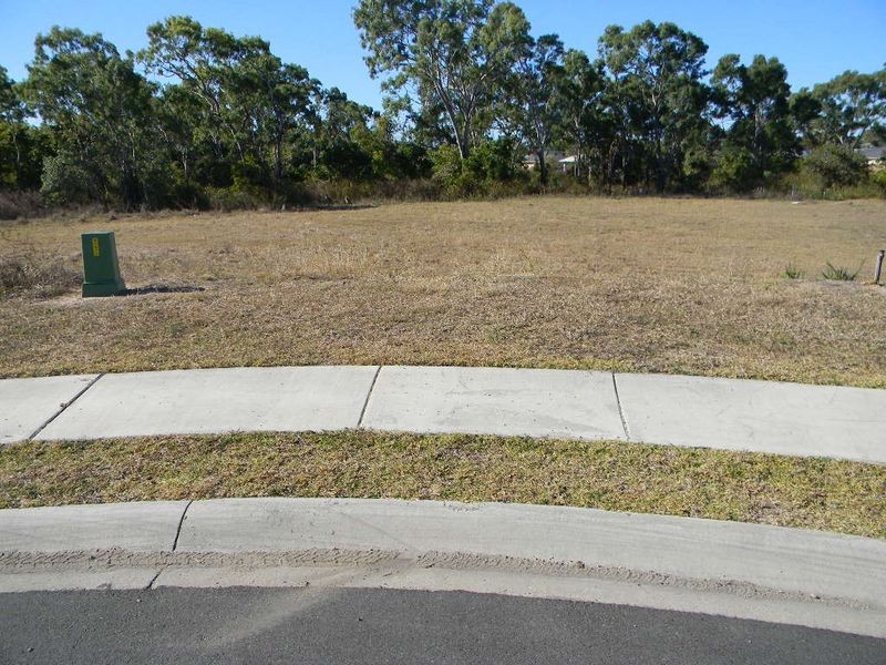 20 Silk Road, Bowen QLD 4805