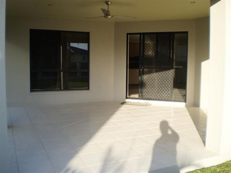 1 Lexington Court, Bowen QLD 4805