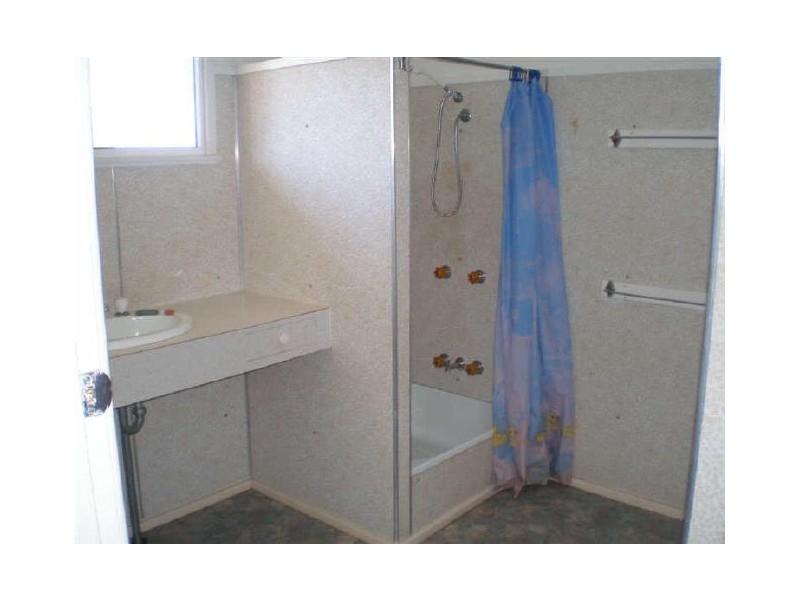 7 Hill Street, Bowen QLD 4805