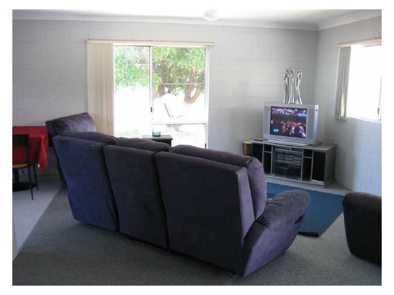 48 Creek Street, Bowen QLD 4805