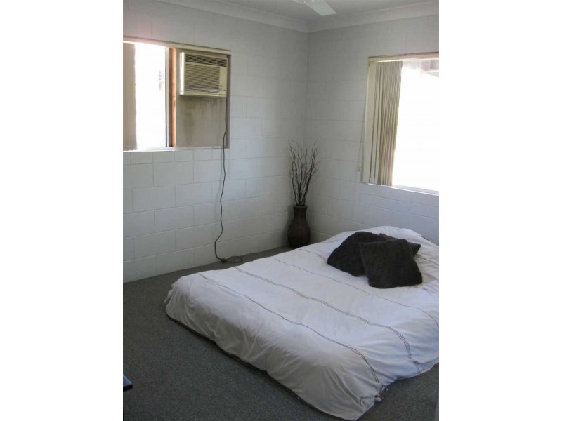 48 Creek Street, Bowen QLD 4805