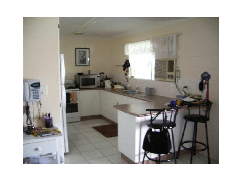 106 Leichhardt Street, Bowen QLD 4805
