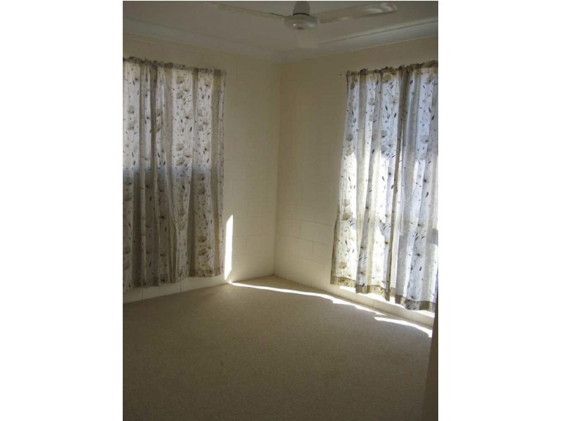 106 Leichhardt Street, Bowen QLD 4805