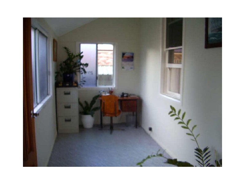 12 Field Street, Bowen QLD 4805