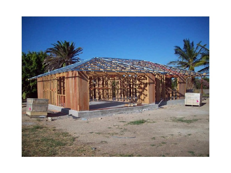 Villa 2/2 Summer Place, Bowen QLD 4805