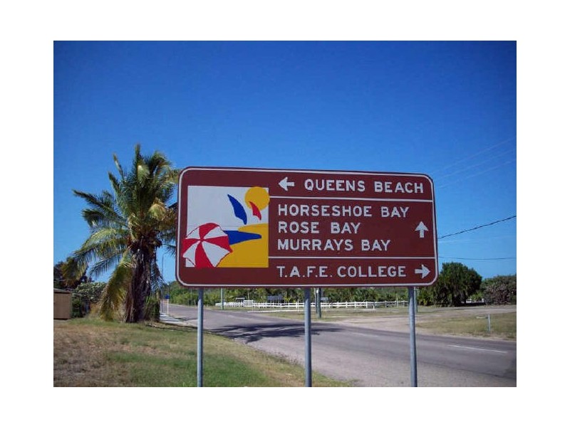 Villa 2/2 Summer Place, Bowen QLD 4805