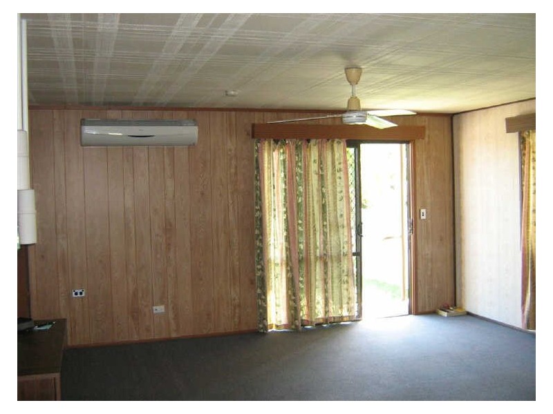 15 Denison Street, Bowen QLD 4805