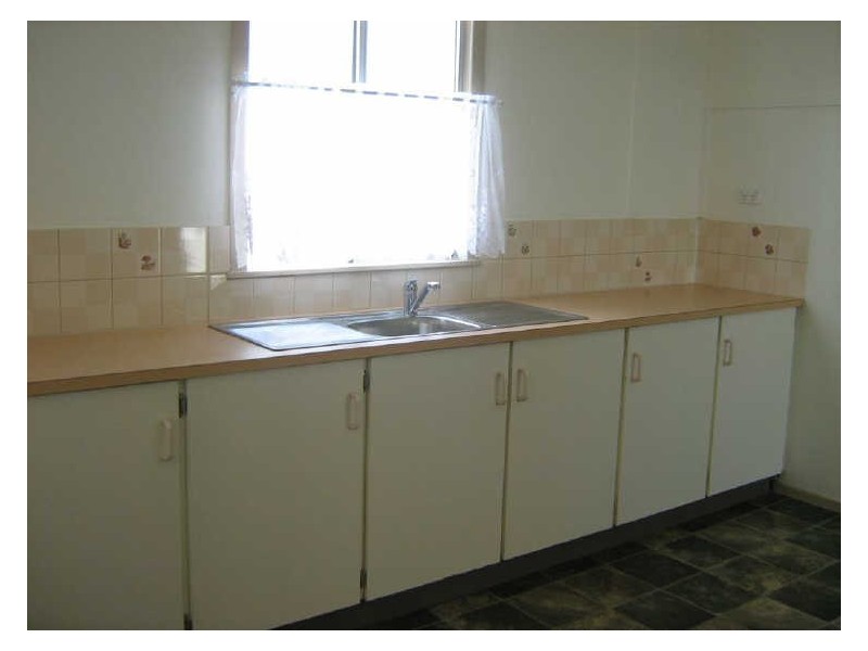 1/54 Powell Street, Bowen QLD 4805