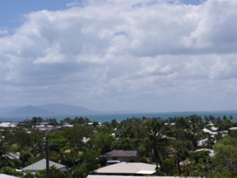 76A Poole Street, Bowen QLD 4805