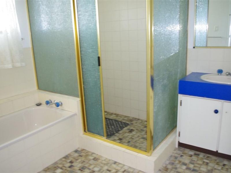 76A Poole Street, Bowen QLD 4805